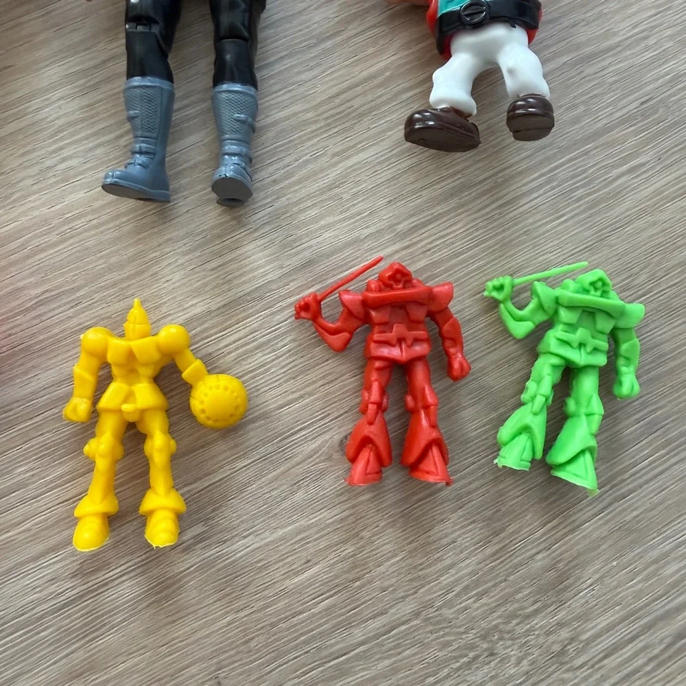 Mixed Action‎ Figure Lot Bass Pro Shops Muscle Men Rubber Monsters Mini Robots